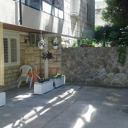 Apartman Crncevic * Ragusa