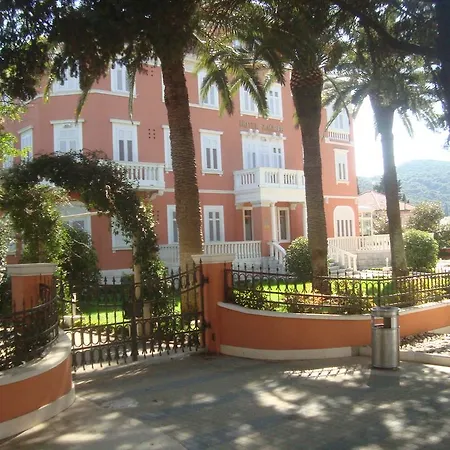 Apartman Crncevic *